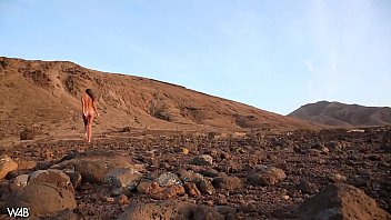 Y Melena Maria Rya Naked In The Desert