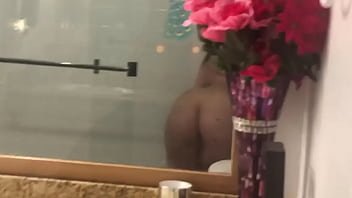 BBW Latina Miss Madii Wet Fucks Herself In Shower
